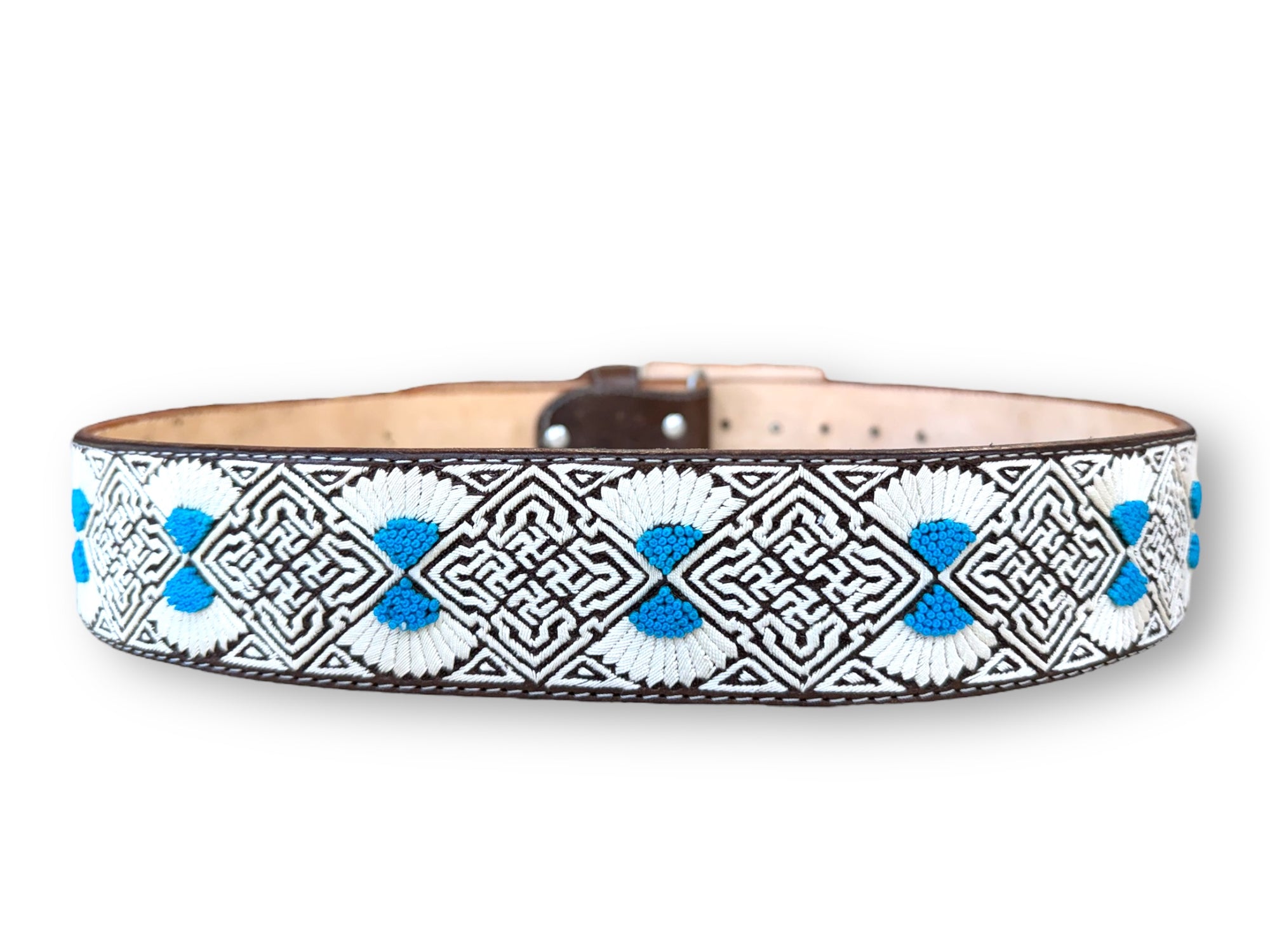 CA CINTO PITEADO BORDADO EN PITA FINA MARRÓN